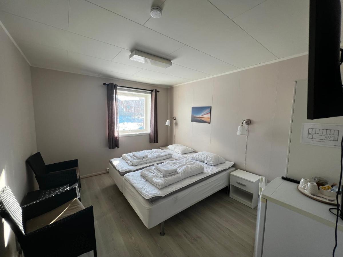Midnattsol Rom Og Hytter Bleik Exterior photo